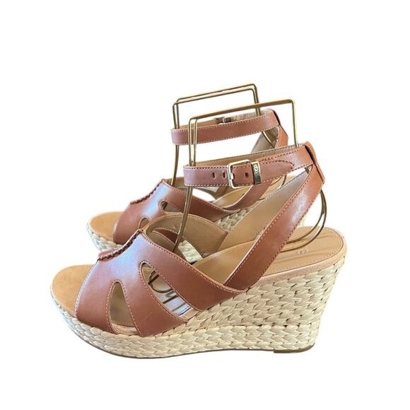 UGG Careena  Leather Ankle-Strap Espadrille Platform Wedge Sandals NEW Size 9.5 - Picture 1 of 8